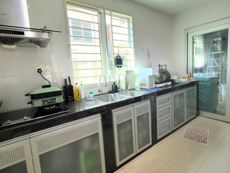 Terraced House for Sale in Alam Damai (Cheras) - Danny Lee - Kitchen - PropertyGuru.com.my