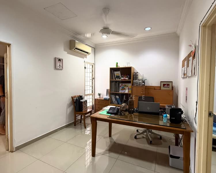 Terraced House for Sale in Alam Damai (Cheras) - Danny Lee - Study - PropertyGuru.com.my