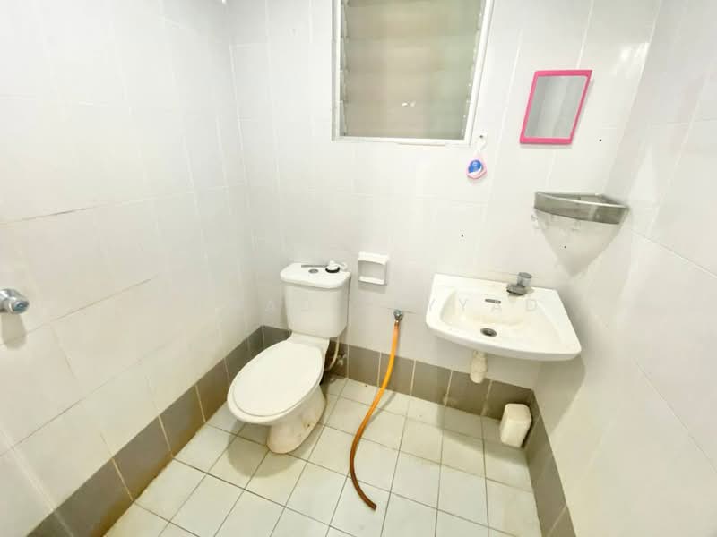 Villa Tropika untuk Untuk Dijual - RM 270,000, Mac 2026 - Bathroom - PropertyGuru.com.my