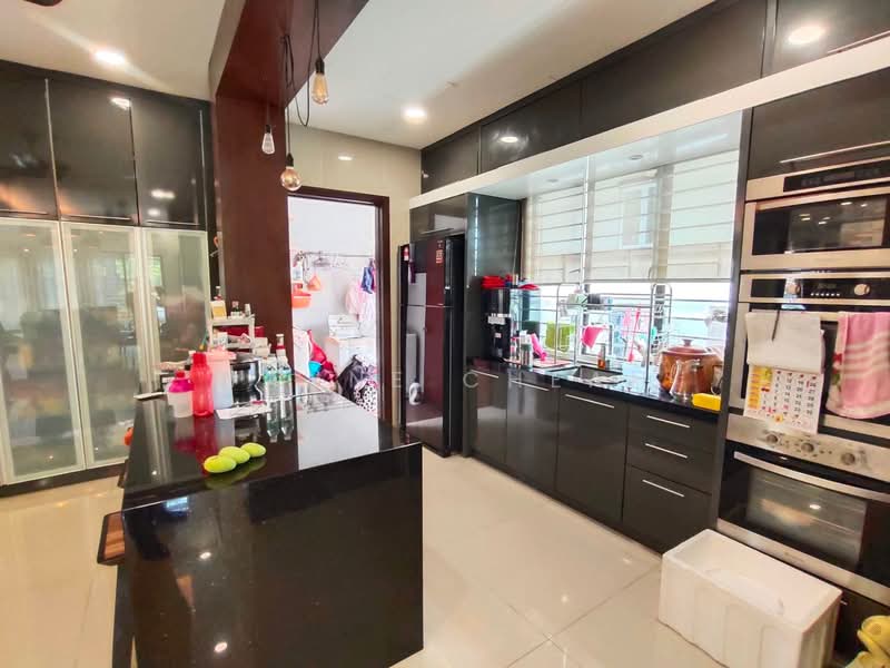 Sungai Long untuk Untuk Dijual - RM 2,180,000, Mac 2026 - Kitchen - PropertyGuru.com.my