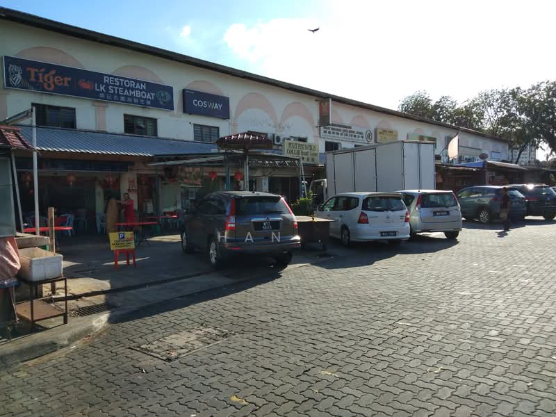 Shop for Sale in Taman Overseas Union (Taman Oug) (Jalan Klang Lama (Old Klang Road)) - Han . - Exterior - PropertyGuru.com.my