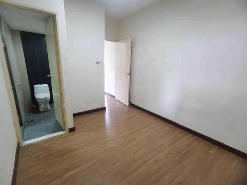 Larkin Residence Phase 2 untuk Untuk Dijual - RM 520,000, Mac 2026 - Bathroom - PropertyGuru.com.my