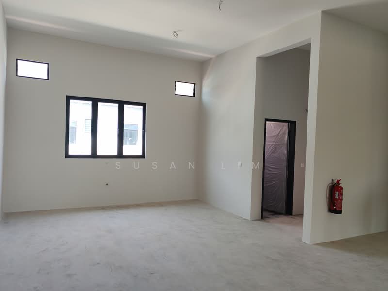 Shop / Office for Rent in Ayer Molek (Melaka) - Susan Lim - Interior - PropertyGuru.com.my
