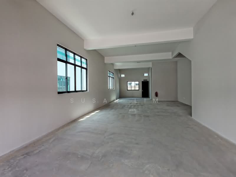Shop / Office for Rent in Ayer Molek (Melaka) - Susan Lim - Interior - PropertyGuru.com.my