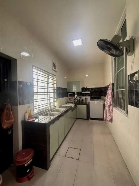 2-storey Terraced House for Sale in Taman Nusa Sentral (Iskandar Puteri (Nusajaya)) - Calvin Lee - Kitchen - PropertyGuru.com.my