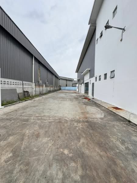 Taman Impian Emas ( Unblock View ) 1.5 Storey Semi D Factory untuk Untuk Disewa - RM 16,500 /bulan, Mac 2026 - Exterior - PropertyGuru.com.my