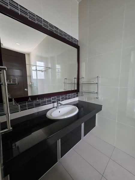Meru Desa Park untuk Untuk Dijual - RM 998,000, Mac 2026 - Bathroom - PropertyGuru.com.my