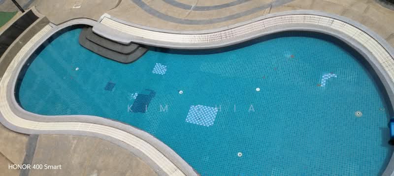 SOHO @ Zetapark untuk Untuk Disewa - RM 1,500 /bulan, Mac 2026 - Pool - PropertyGuru.com.my