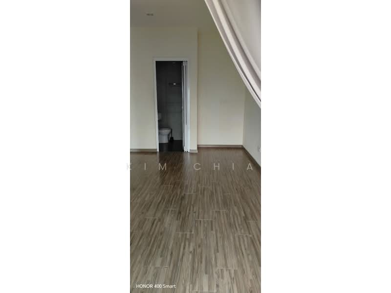 SOHO @ Zetapark untuk Untuk Disewa - RM 1,500 /bulan, Mac 2026 - Bathroom - PropertyGuru.com.my