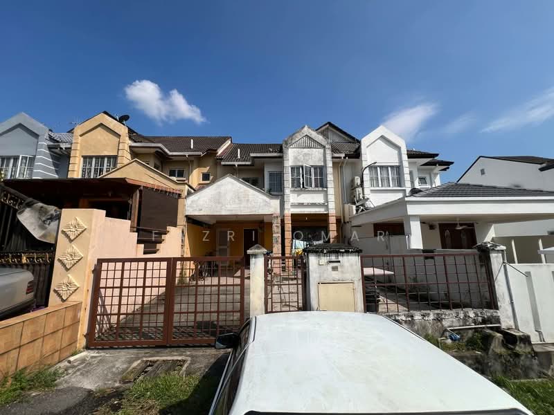 Seksyen 13 Shah Alam untuk Untuk Dijual - RM 620,000, Mac 2026 - Exterior - PropertyGuru.com.my