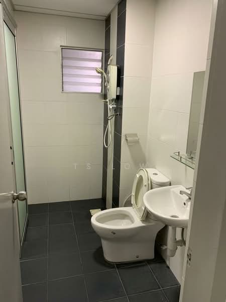 Condominium for Sale at Kiara Residence 2 (Residensi Kiara Jalil 2) - TS Low - Bathroom - PropertyGuru.com.my
