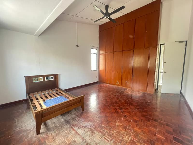 Bungalow for Sale in Minden Heights (Gelugor) - Yonii Tan - Bedroom - PropertyGuru.com.my