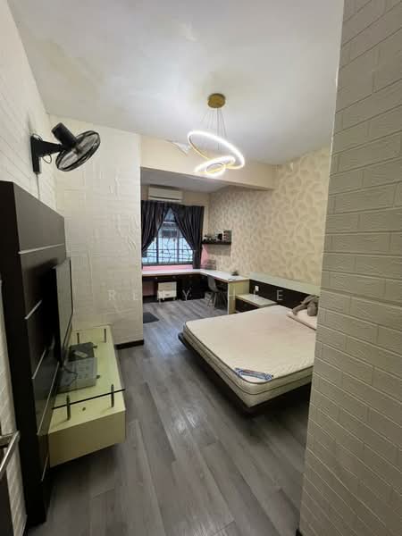 2-storey Terraced House for Sale in Ulu Tiram (Johor) - Reny Hee - Bedroom - PropertyGuru.com.my