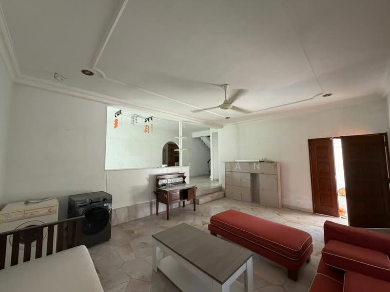 Bungalow for Sale in Minden Heights (Gelugor) - Yonii Tan - Living Room - PropertyGuru.com.my