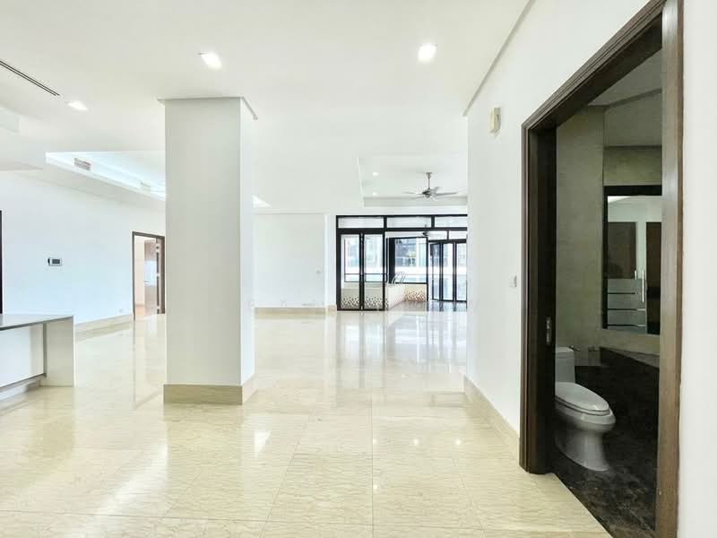 Condominium for Sale at Gallery @ U-Thant - Sean Tiew - Corridor - PropertyGuru.com.my