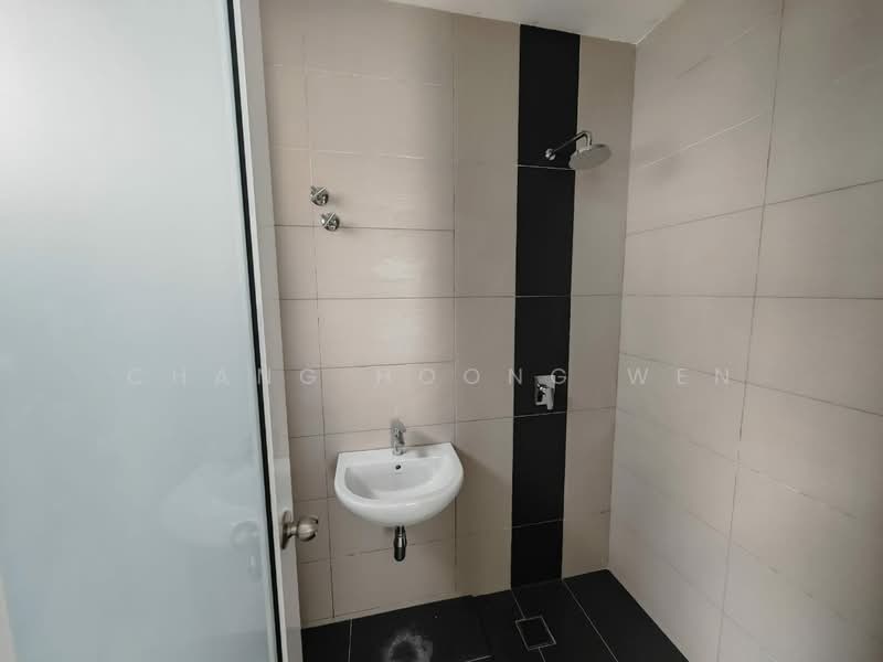 Semi-Detached House for Sale in Taman Puncak Saujana (Kajang) - Chang Hoong Wen - Bathroom - PropertyGuru.com.my