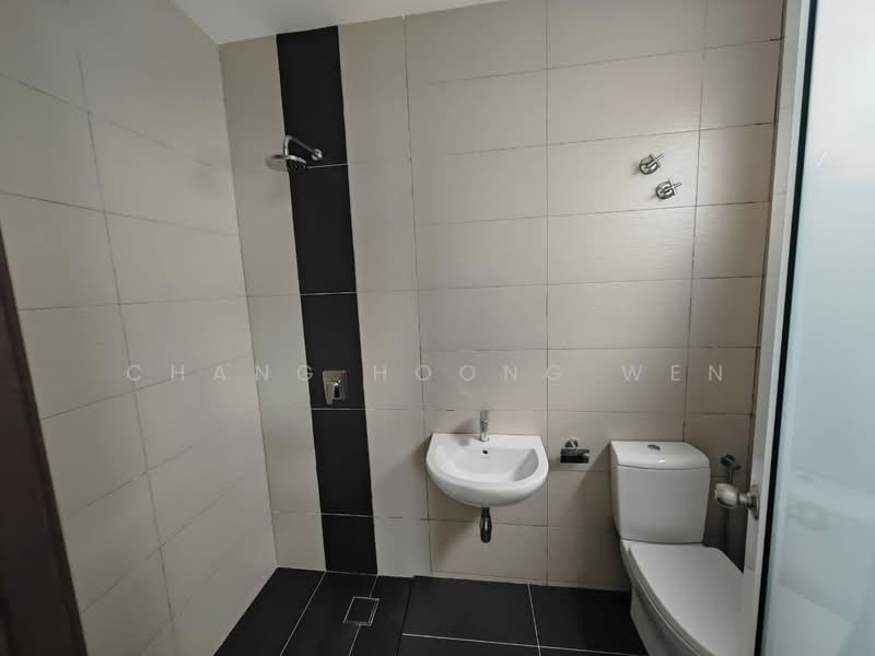 Semi-Detached House for Sale in Taman Puncak Saujana (Kajang) - Chang Hoong Wen - Bathroom - PropertyGuru.com.my