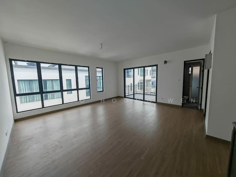 Semi-Detached House for Sale in Taman Puncak Saujana (Kajang) - Chang Hoong Wen - Living Room - PropertyGuru.com.my