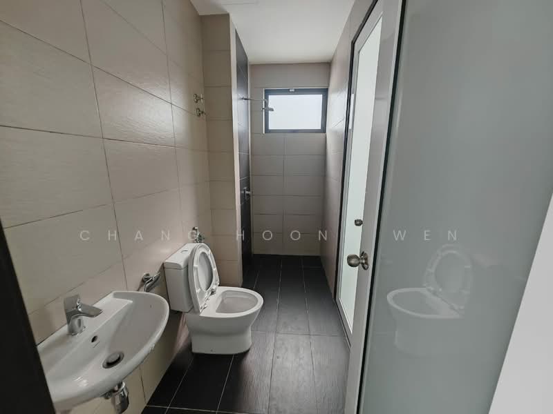 Semi-Detached House for Sale in Taman Puncak Saujana (Kajang) - Chang Hoong Wen - Bathroom - PropertyGuru.com.my