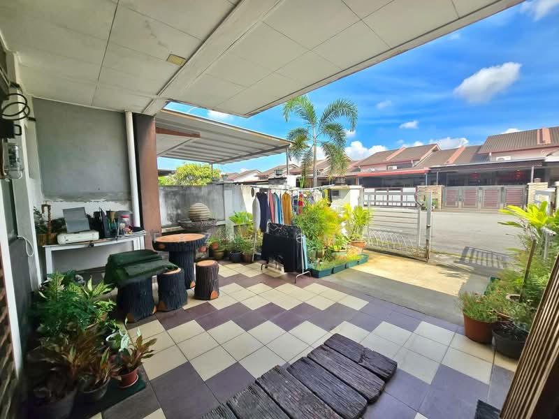 BANDAR PUTERA 2 KLANG untuk Untuk Dijual - RM 370,000, Mac 2026 - Exterior - PropertyGuru.com.my