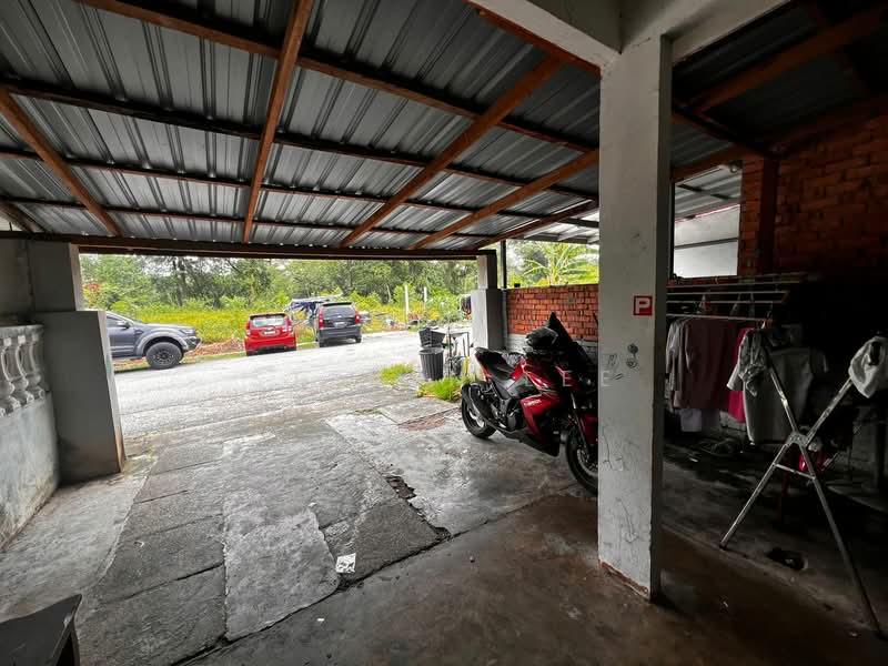 1-storey Terraced House for Sale in Bandar Baru Bukit Beruntung (Serendah) - Steven Lee - Exterior - PropertyGuru.com.my