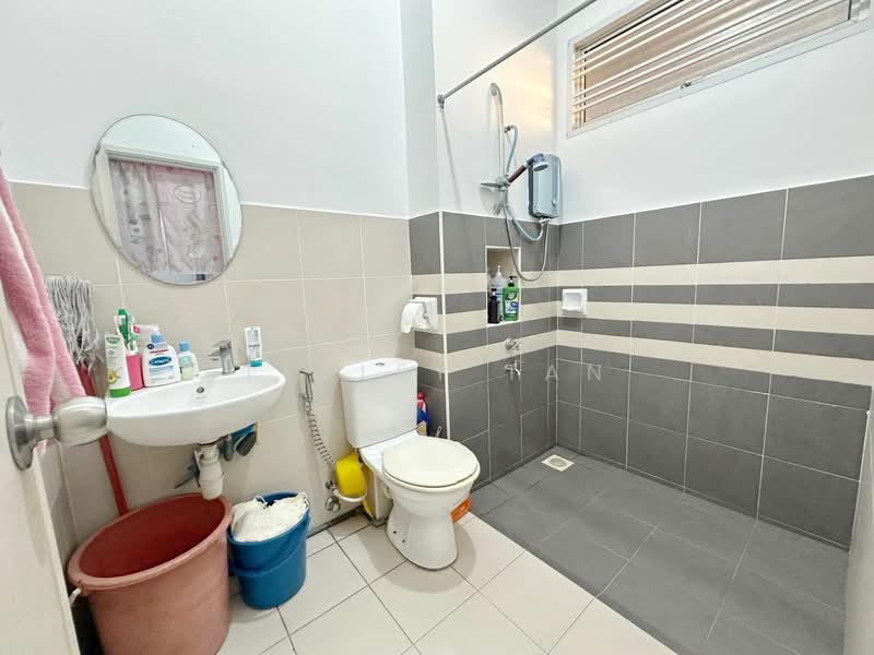 2-storey Terraced House for Sale in Bukit Indah (Iskandar Puteri (Nusajaya)) - Lesley Tan - Bathroom - PropertyGuru.com.my