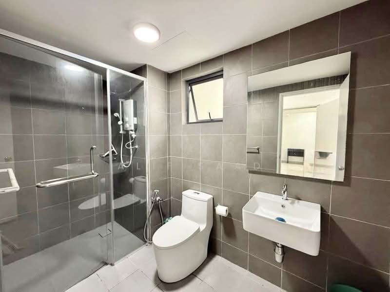 Service Residence for Sale at Uptown Residences - Alif Saad - Bathroom - PropertyGuru.com.my