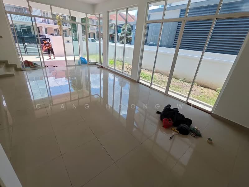 2-storey Terraced House for Sale in Ampang Saujana (Ampang) - Chang Hoong Wen - Living Room - PropertyGuru.com.my
