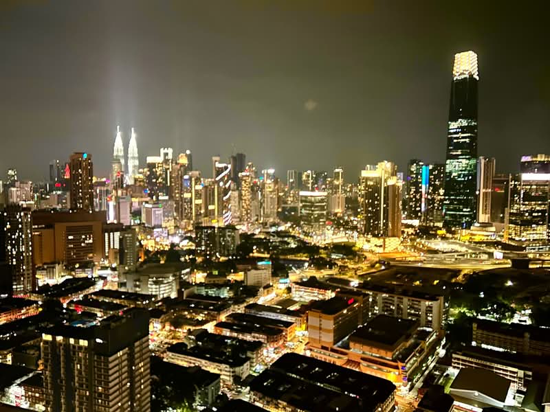 Skyline KL untuk Untuk Disewa - RM 3,000 /bulan, Mac 2026 - View - PropertyGuru.com.my