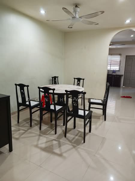 2-storey Terraced House for Rent in Taman Idaman (Simpang Ampat) - Boon Haw Ooi - Dining Room - PropertyGuru.com.my
