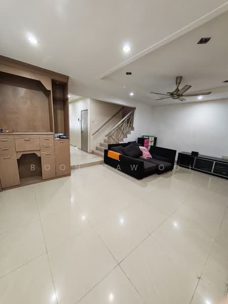 2-storey Terraced House for Rent in Taman Idaman (Simpang Ampat) - Boon Haw Ooi - Living Room - PropertyGuru.com.my