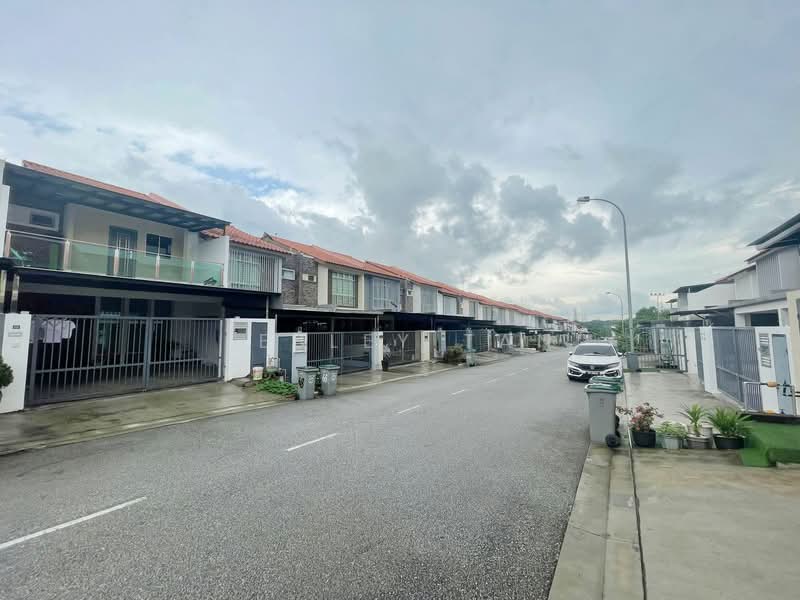 Mutiara Rini untuk Untuk Dijual - RM 980,000, Mac 2026 - Exterior - PropertyGuru.com.my