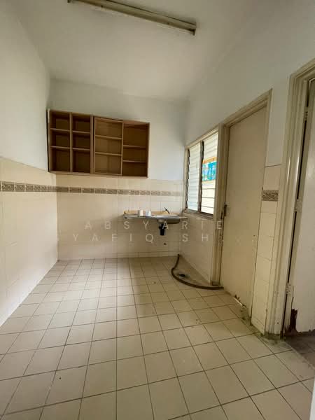 Putra Heights untuk Untuk Dijual - RM 850,000, Mac 2026 - Kitchen - PropertyGuru.com.my