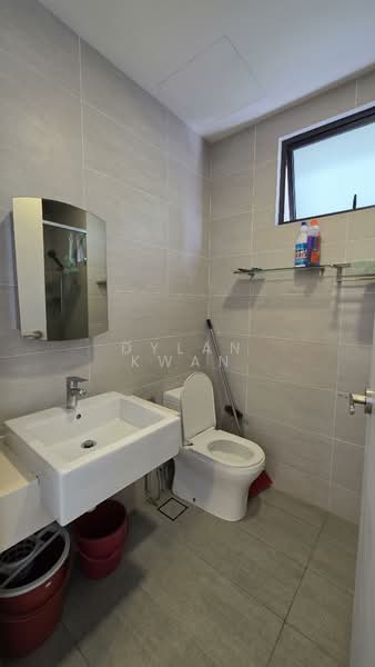Service Residence for Rent at Citizen 2 - Dylan Kwan - Bathroom - PropertyGuru.com.my