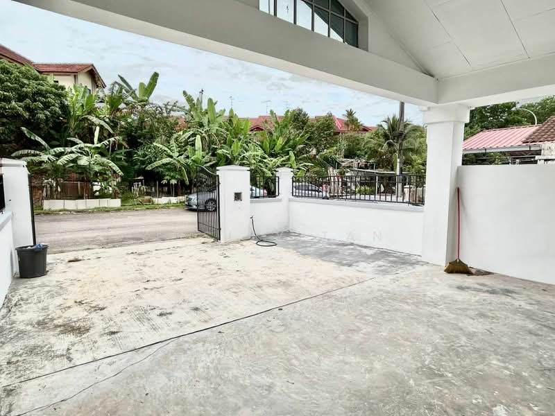 2-storey Terraced House for Sale in Taman Nusa Indah (Iskandar Puteri (Nusajaya)) - Lesley Tan - Exterior - PropertyGuru.com.my