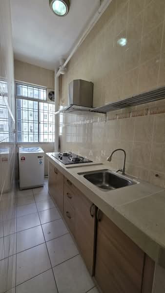 Condominium for Sale at Prima Midah Heights - Dylan Kwan - Kitchen - PropertyGuru.com.my