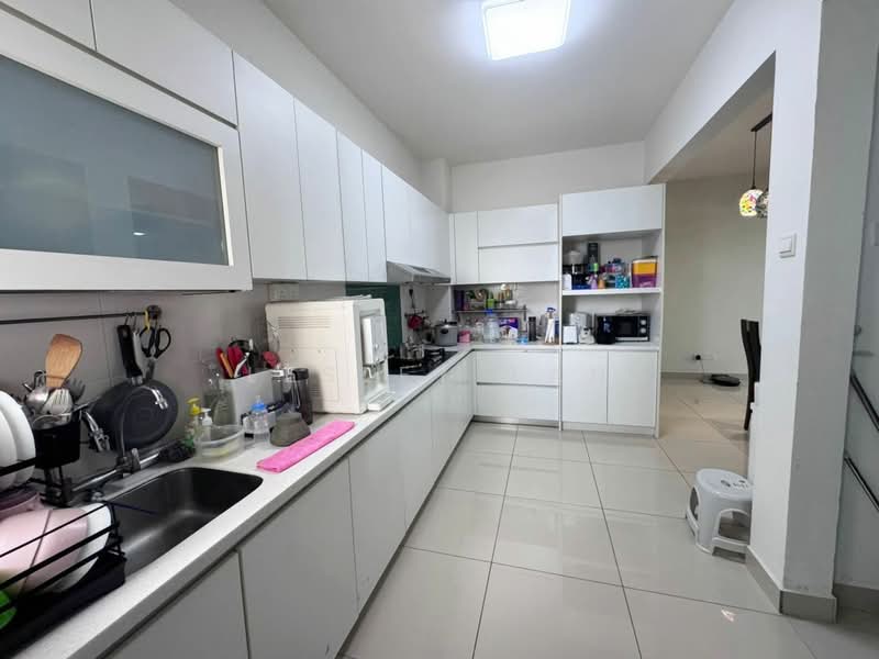 Idaman Residence untuk Untuk Dijual - RM 499,000, Mac 2026 - Kitchen - PropertyGuru.com.my