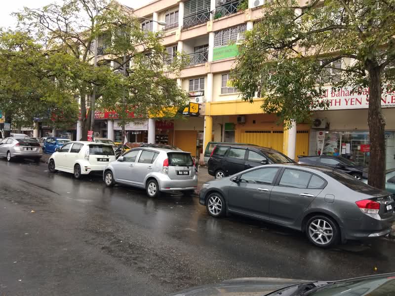 Shop for Sale in Taman Overseas Union (Taman Oug) (Jalan Klang Lama (Old Klang Road)) - Han . - Exterior - PropertyGuru.com.my