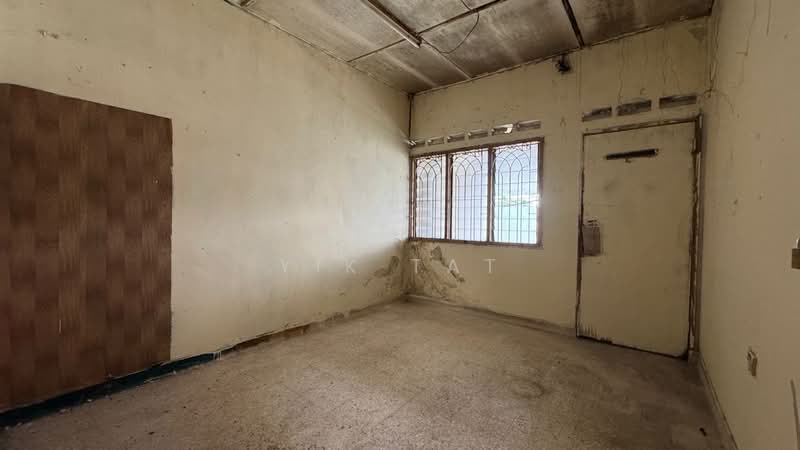 2-storey Terraced House for Sale in Taman Sentosa (Johor Bahru) - Yik Tat - PropertyGuru.com.my