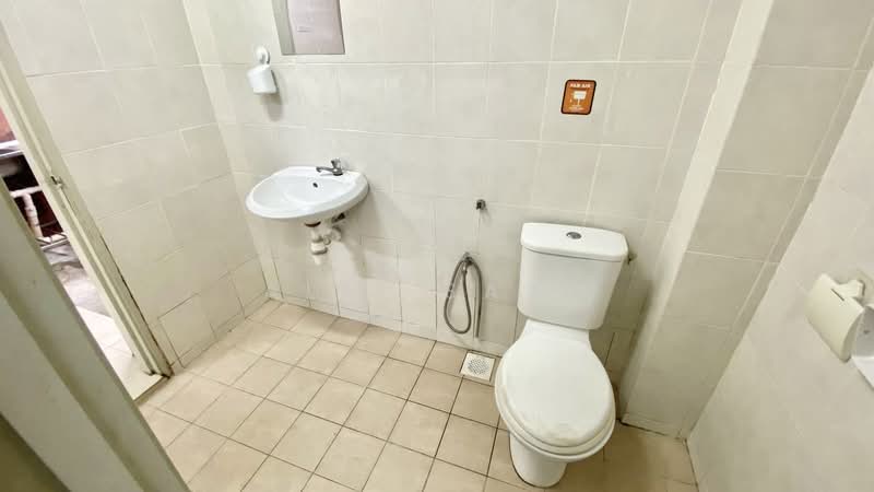 2-storey Terraced House for Sale in Alam Budiman (Shah Alam) - Alif Saad - Bathroom - PropertyGuru.com.my