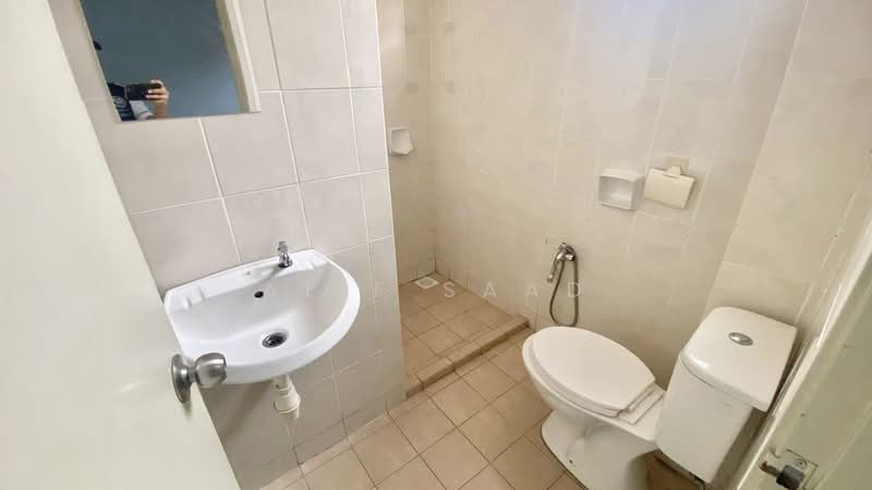 2-storey Terraced House for Sale in Alam Budiman (Shah Alam) - Alif Saad - Bathroom - PropertyGuru.com.my
