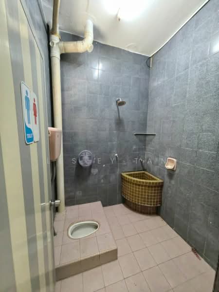 2-storey Terraced House for Sale in Taman Ungku Tun Aminah (Skudai) - Lesley Tan - Bathroom - PropertyGuru.com.my