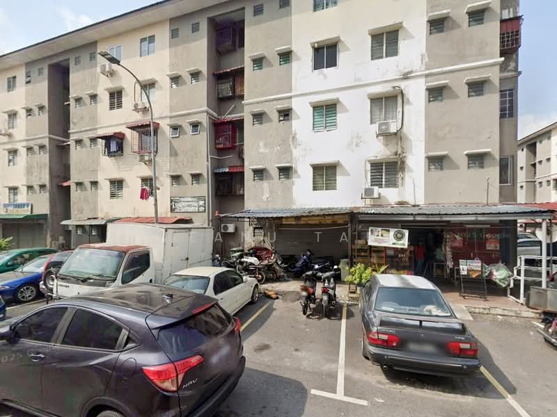 Shop for Sale in Petaling Jaya (Selangor) - Keanu Tan - Exterior - PropertyGuru.com.my