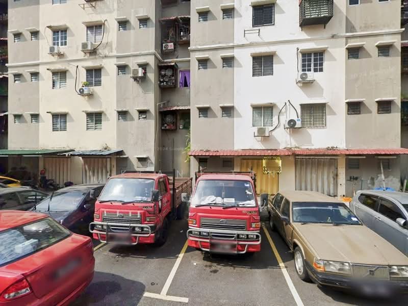 Shop for Sale in Petaling Jaya (Selangor) - Keanu Tan - Exterior - PropertyGuru.com.my