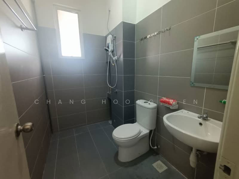 2-storey Terraced House for Rent in Taman Sri Penawar (Pengerang) - Chang Hoong Wen - Bathroom - PropertyGuru.com.my
