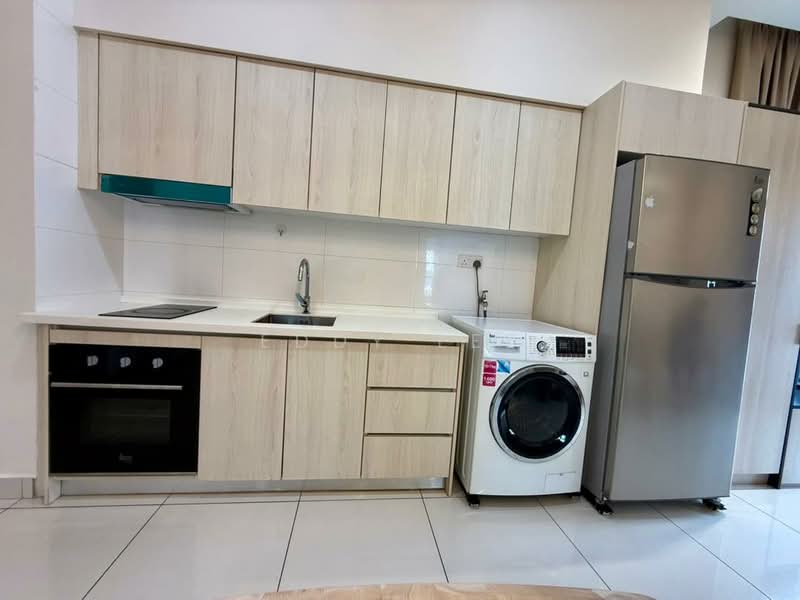 Kondominium untuk Disewa di Vivo Residential Suites - Eddy Lee - Kitchen - PropertyGuru.com.my