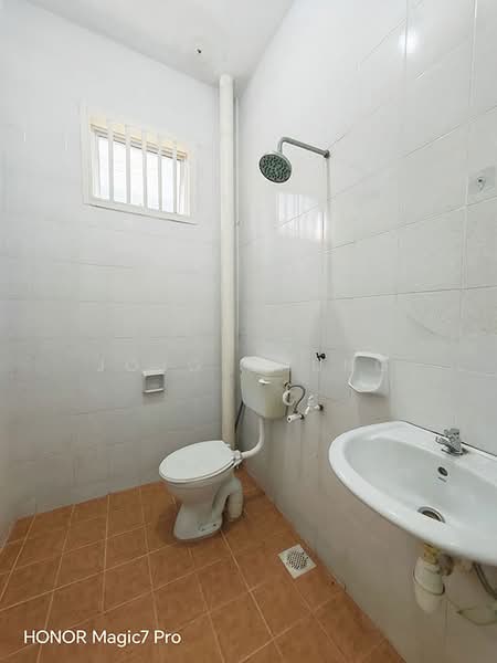 1-storey Terraced House for Rent in Taman JP Perdana (Johor Bahru) - Jojo Chung - Bathroom - PropertyGuru.com.my