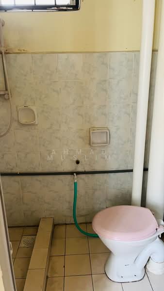 Apartment for Sale at Pangsapuri Lagoon Perdana - Ahmad Muslim - Bathroom - PropertyGuru.com.my