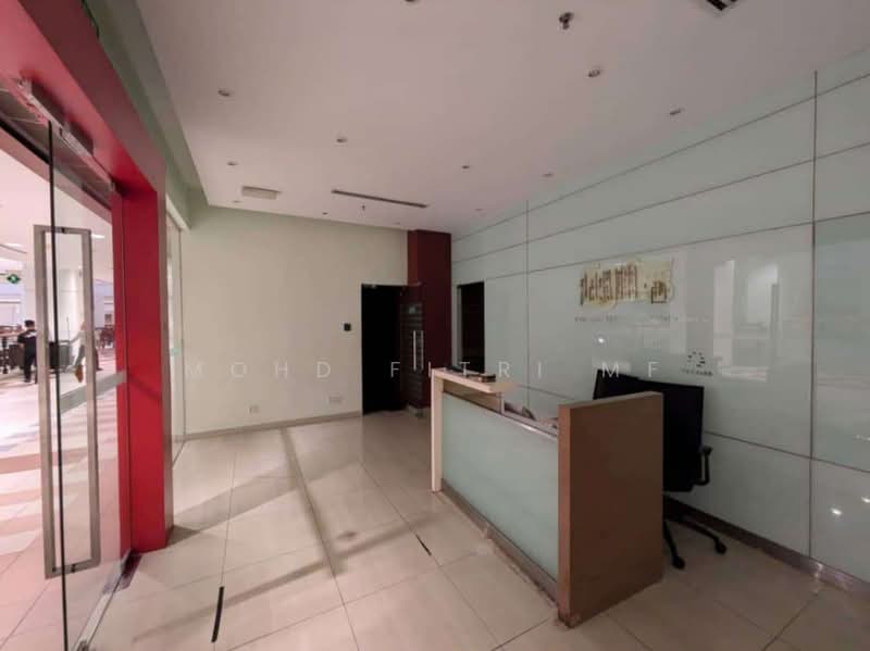Berjaya Times Square Office Commercial untuk Untuk Disewa - RM 43,208 /bulan, Apr 2026 - Entrance - PropertyGuru.com.my