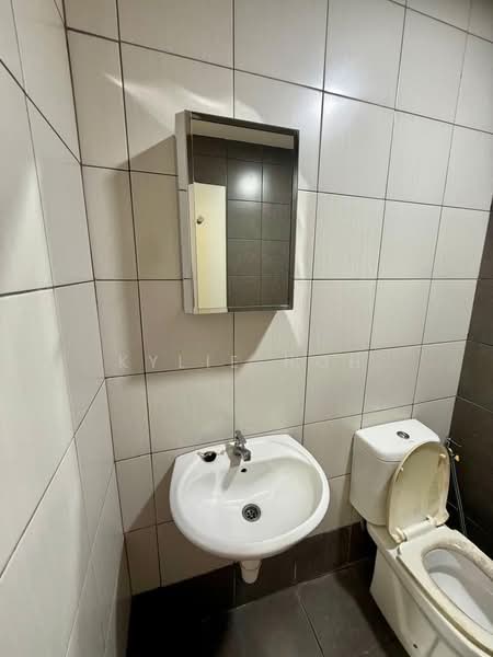 Casa Green untuk Untuk Disewa - RM 1,600 /bulan, Mac 2026 - Bathroom - PropertyGuru.com.my